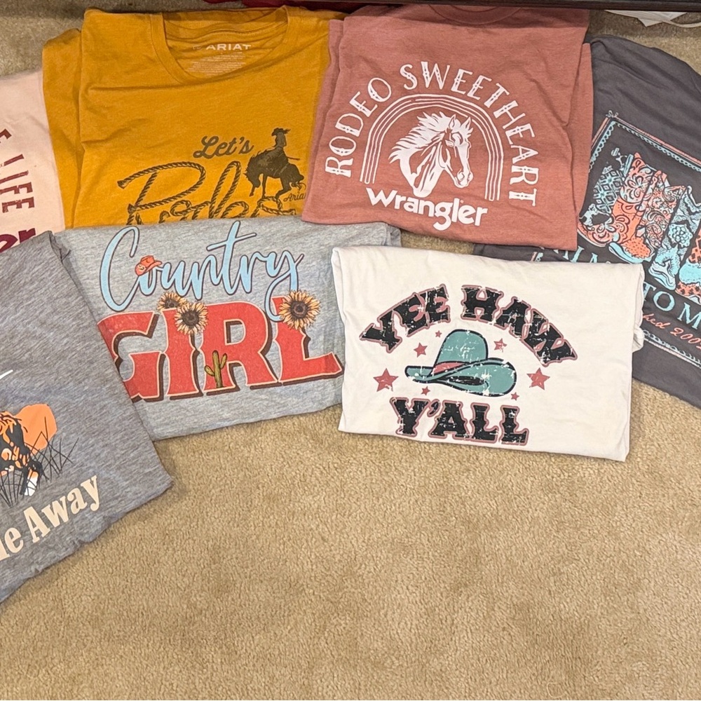 Lot of Western T’s size Large
